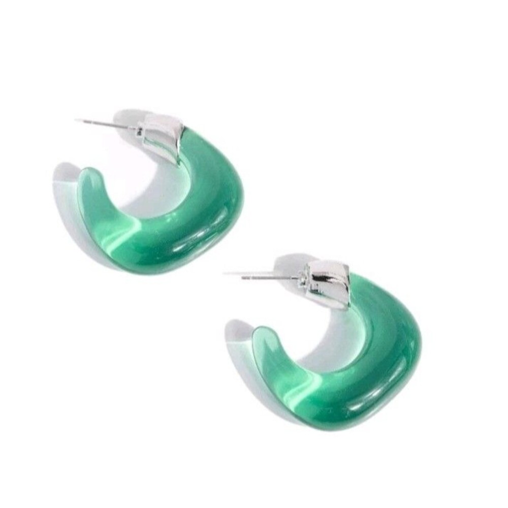 Paparazzi Clear Charm Green Acrylic Hoop Earrings Retro 60s Mod P5HO-GRXX-036XX
